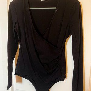 Long sleeve black body suit